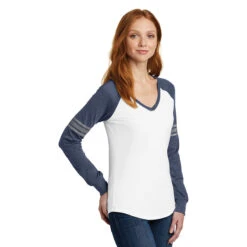 District Women's White/Heathered Navy/Silver Game Long Sleeve V-Neck Tee 9 District Women's White/Heathered Navy/Silver Game Long Sleeve V-Neck Tee -Best Clothing Shop DM477 White Heathered Navy Silver HTS