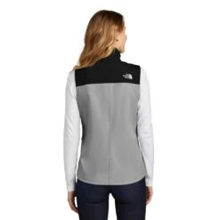 The North Face Women's Mid Grey Castle Rock Soft Shell Vest 8 The North Face Women's Mid Grey Castle Rock Soft Shell Vest -Best Clothing Shop NF0A5543 Mid Grey HTB